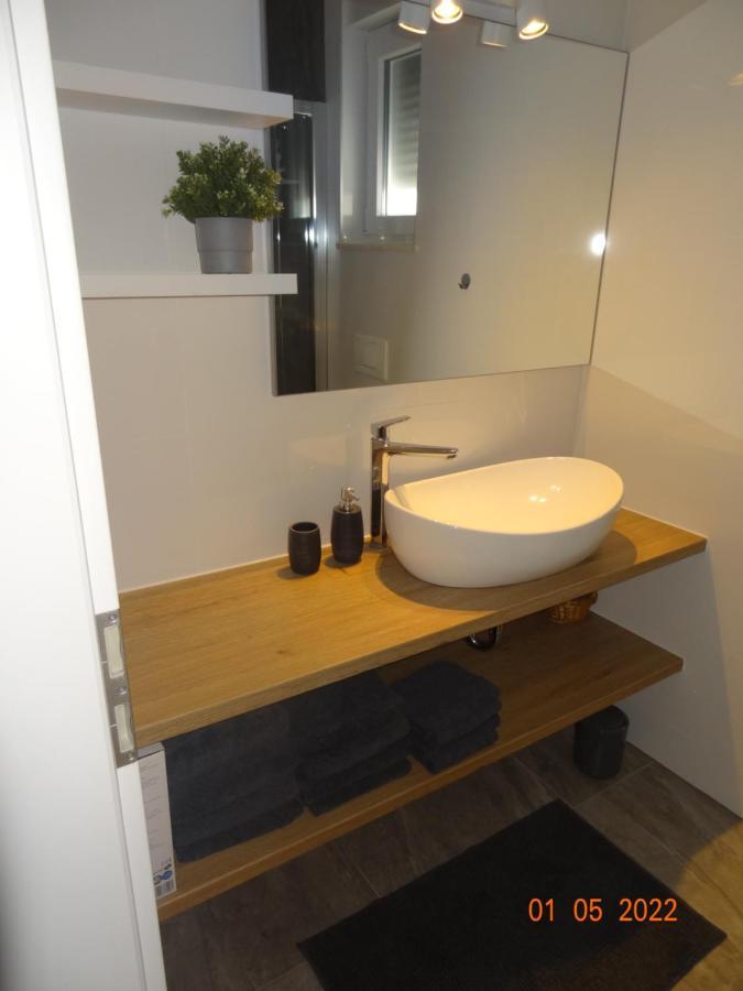 Fantazija Apartment Vodice Bagian luar foto